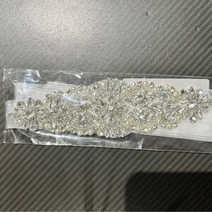 Elegant White Crystal Embellished Belt/Strap